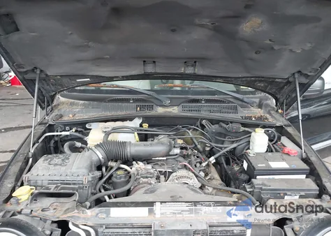 2004 Jeep Liberty Renegade from USA, damaged, VIN 1J4GL38K14W141475